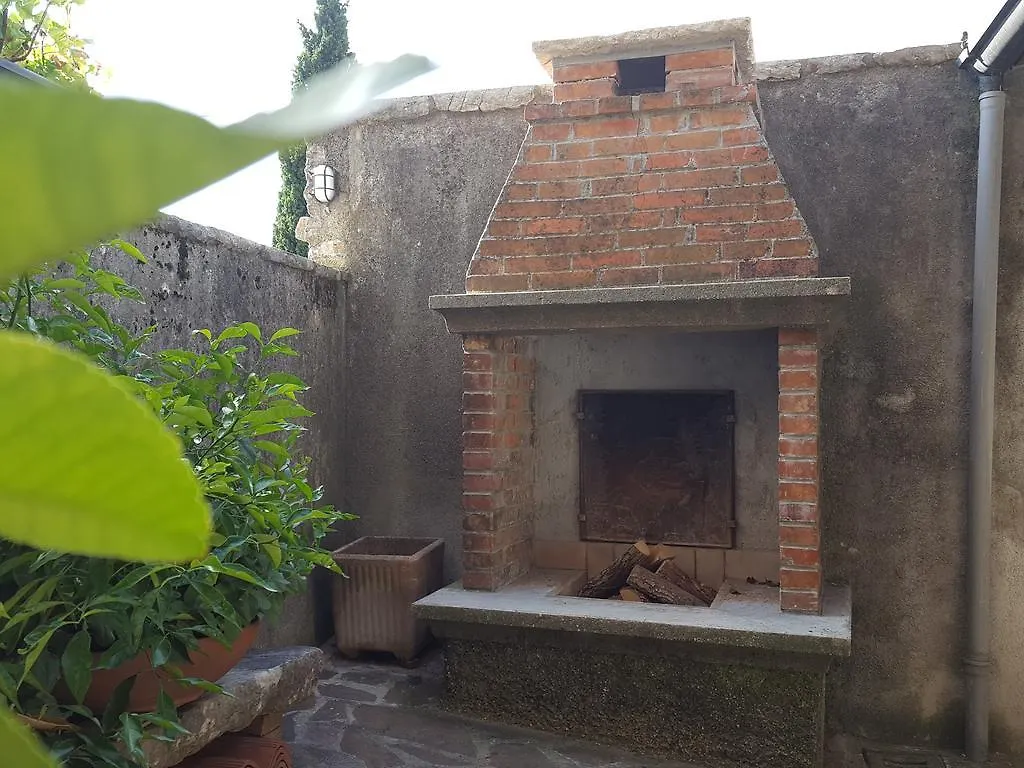 Apartment Maerne Gargnano